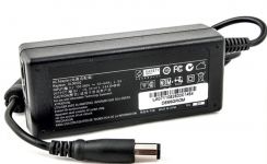 Універсальний блок живлення PowerPlant для ноутбуків 220V, 12V 72W 6A 5.5х2.1 мм (NA700608) Універсальний блок живлення PowerPlant для ноутбуків 220V, 12V 72W 6A 5.5х2.1 мм (NA700608)