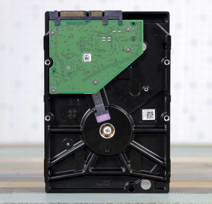 Накопичувач HDD SATA 2.0TB Seagate IronWolf NAS 5900rpm 64MB (ST2000VN004)