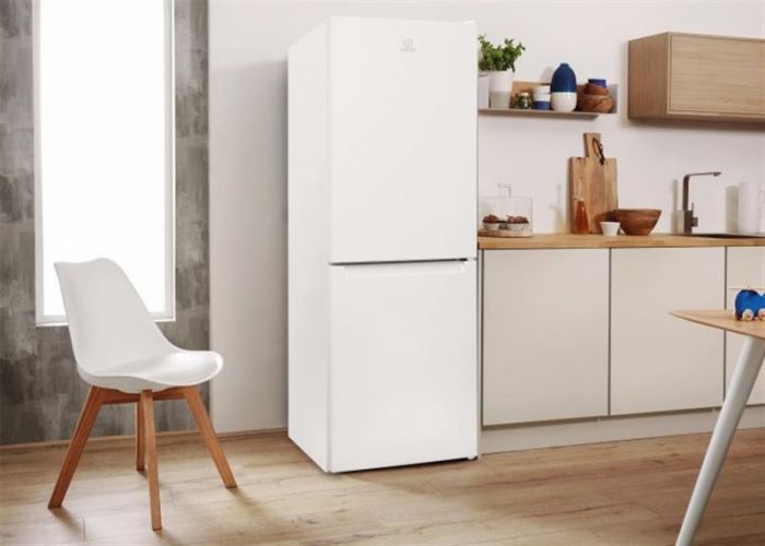 Холодильник Indesit LI7 SN1 EW