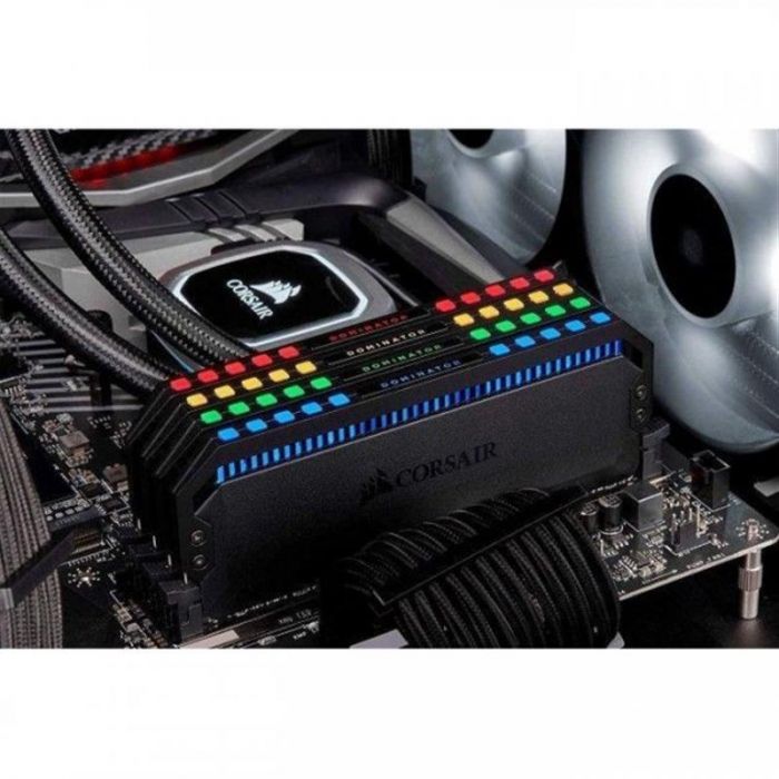 Модуль пам`ятi DDR4 2x8GB/3600 Corsair Dominator Platinum RGB Black (CMT16GX4M2K3600C16)