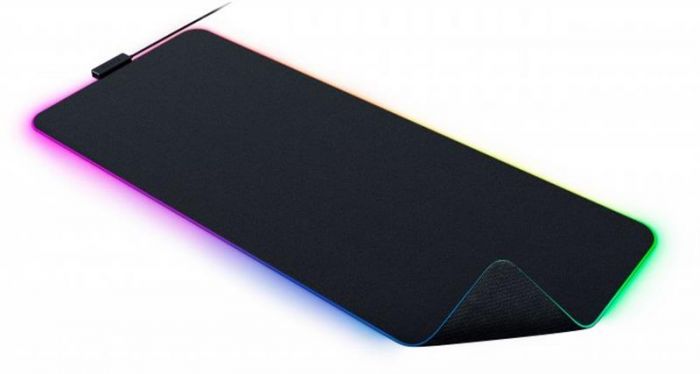 Ігрова поверхня Razer Strider Chroma Black (RZ02-04490100-R3M1)