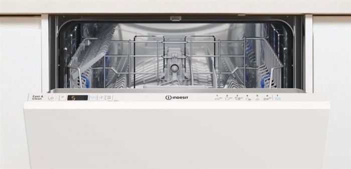 Вбудована посудомийна машина Indesit DIC3B+16A