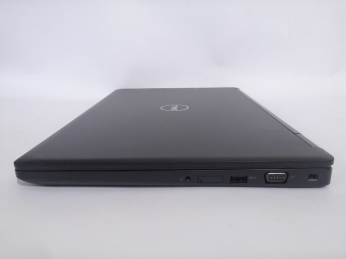 Ноутбук Dell Latitude 5580 (DL5580V910) б.в