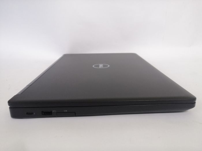 Ноутбук Dell Latitude 5580 (DL5580I7V910) б.в