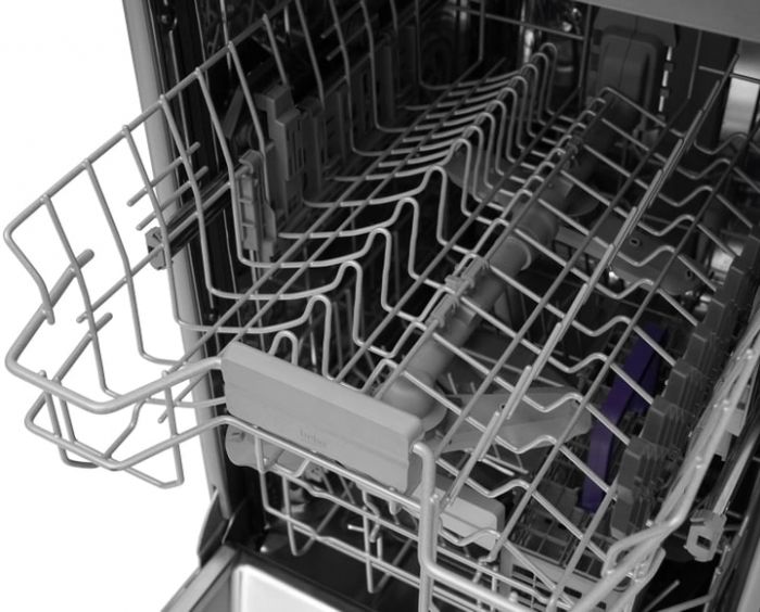 Посудомийна машина Beko BDFS26020XQ