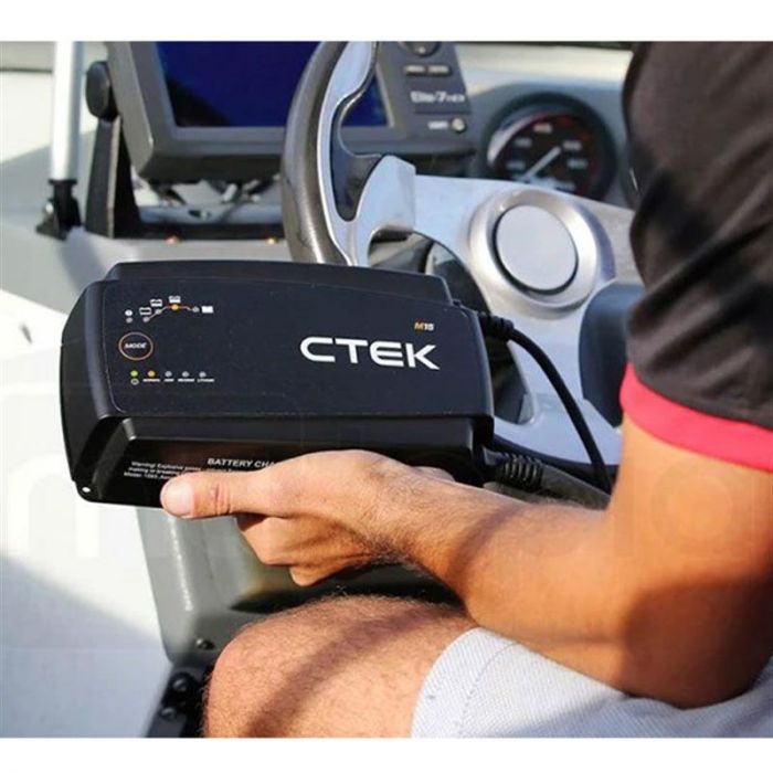Зарядний пристрій CTEK М15 EU (40-192)